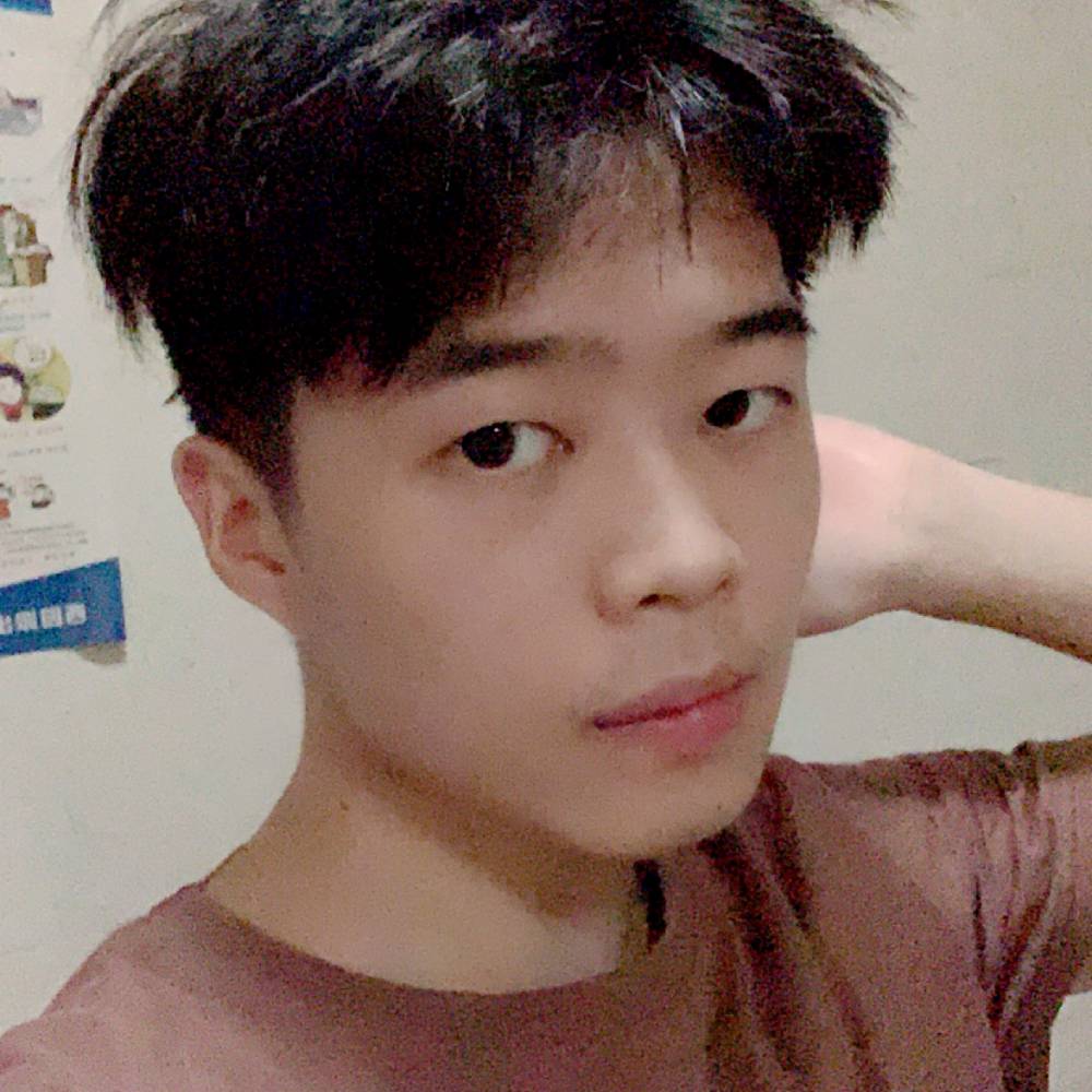 吴竹投的照片