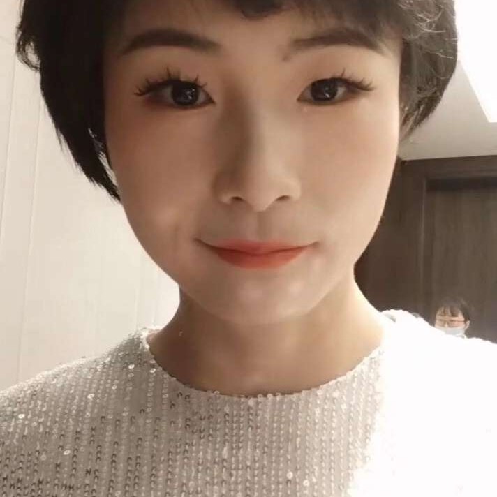 安娜老师的照片
