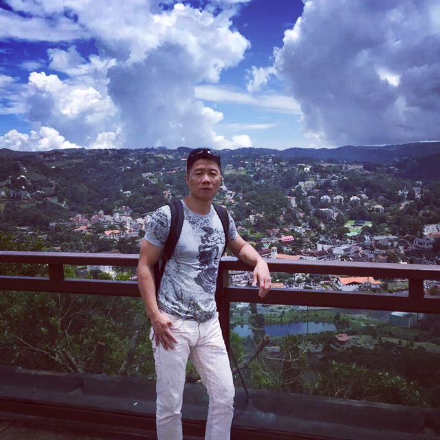 汉堡深拥黯然的照片