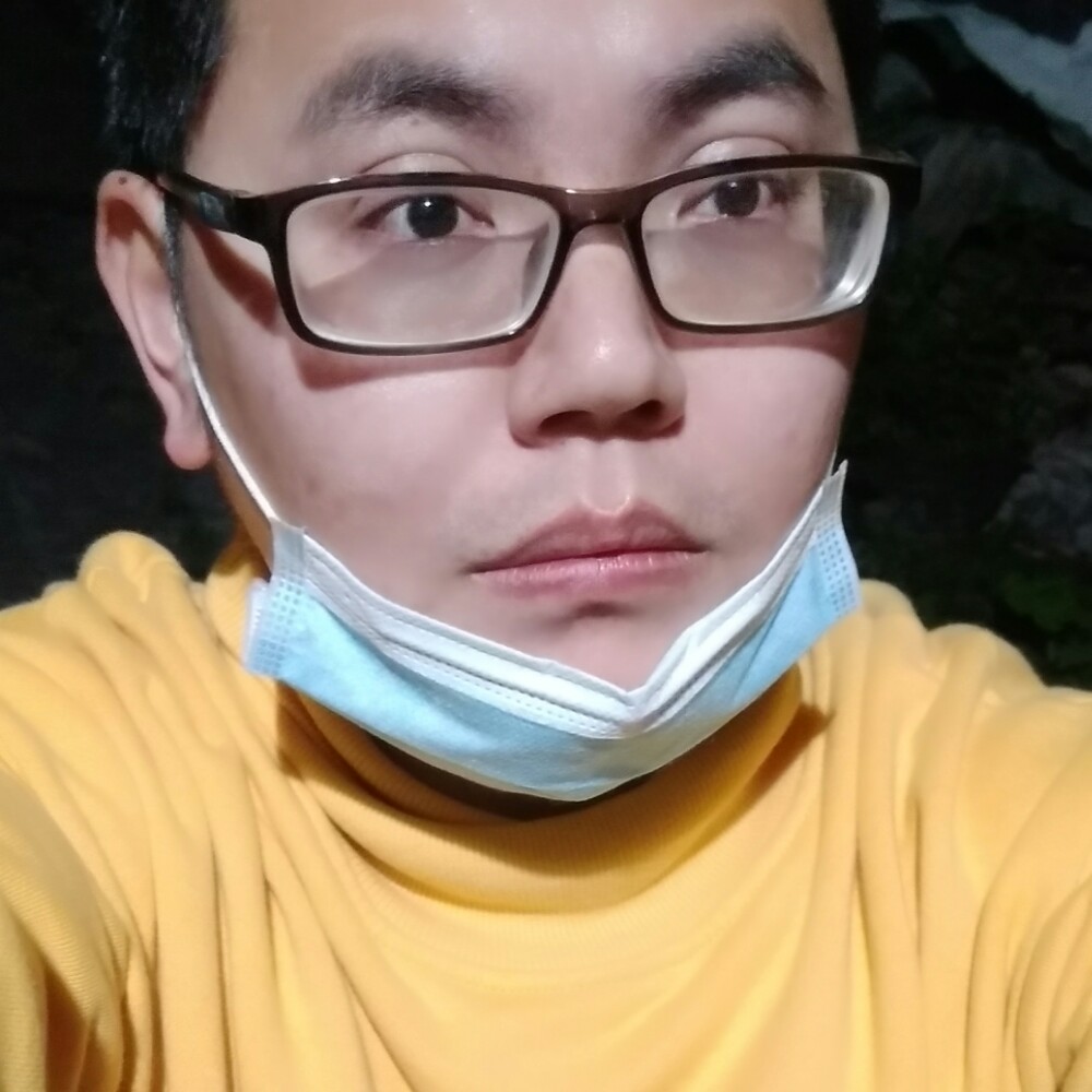 邓加文的照片