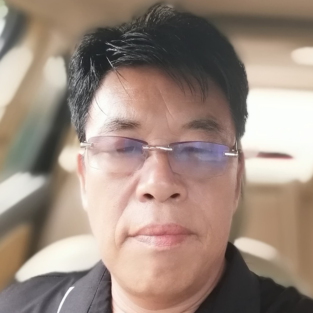 绿茶邂逅高贵的照片