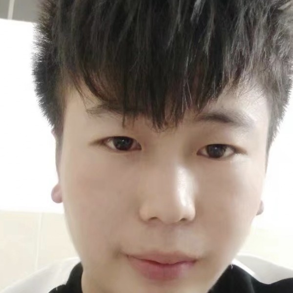 微笑蹙眉流影的照片