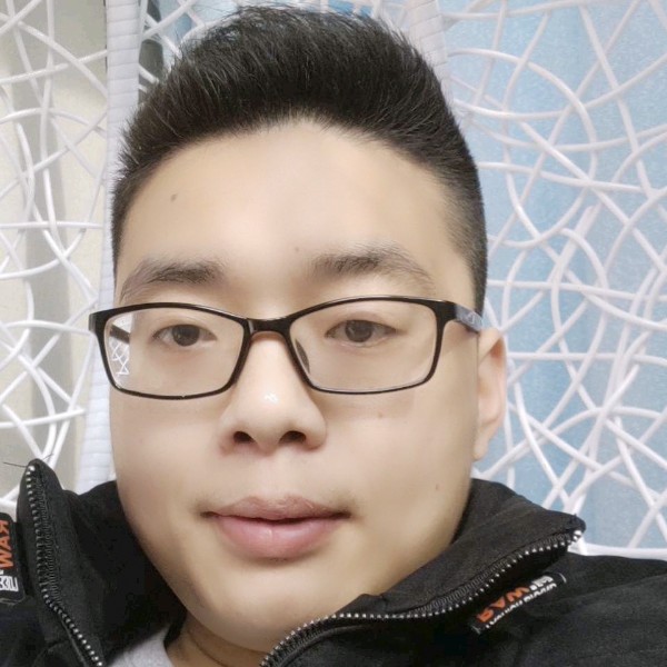 一共敏敏的照片