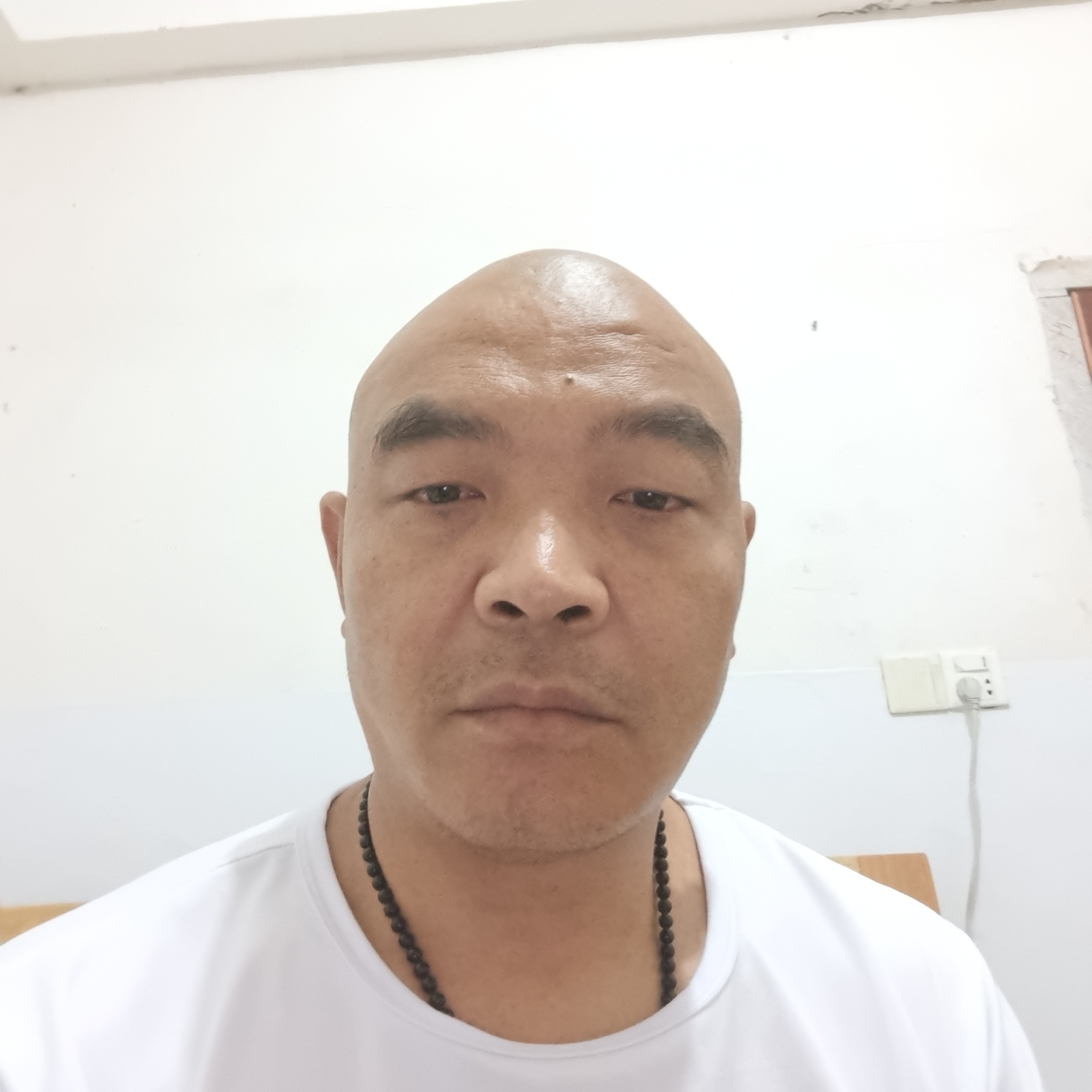 受伤太深的人的照片