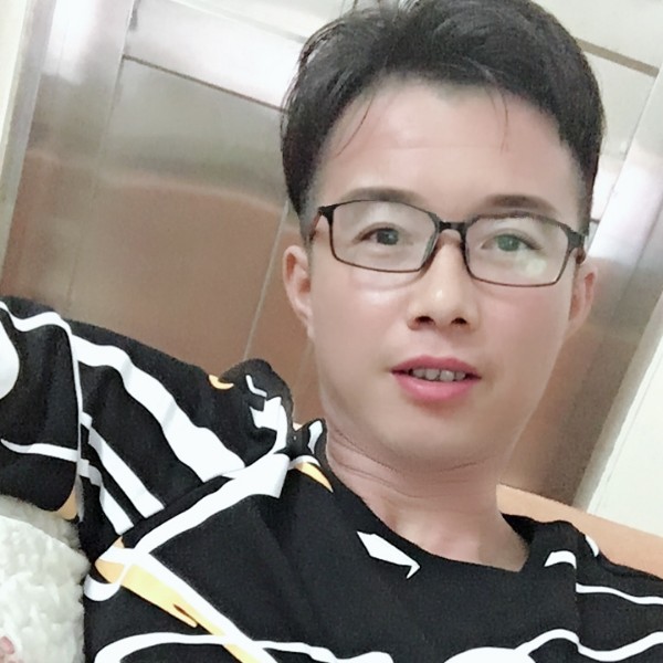 承诺这份情的照片