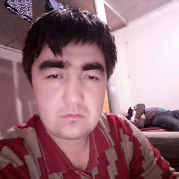 欢喜凝眸冷月的照片
