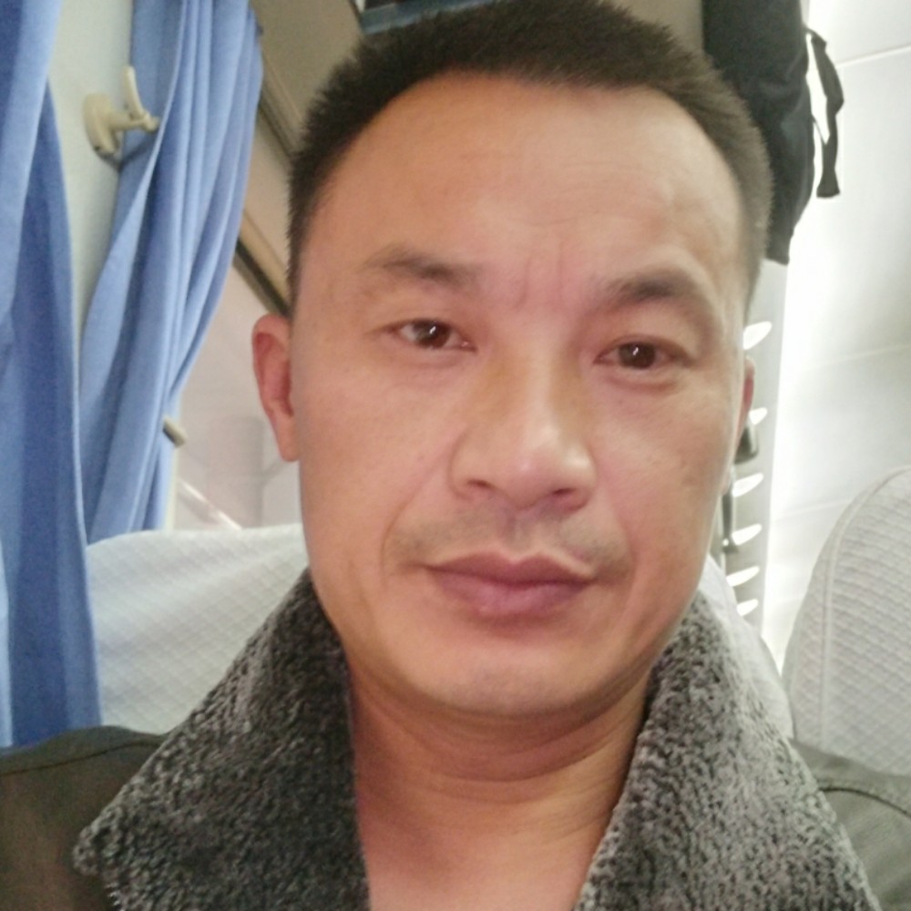 靓丽邂逅羊的照片