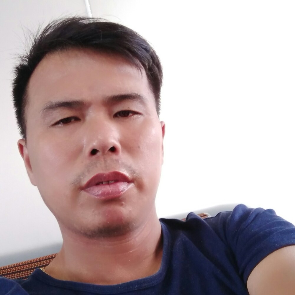 生活坚难的照片