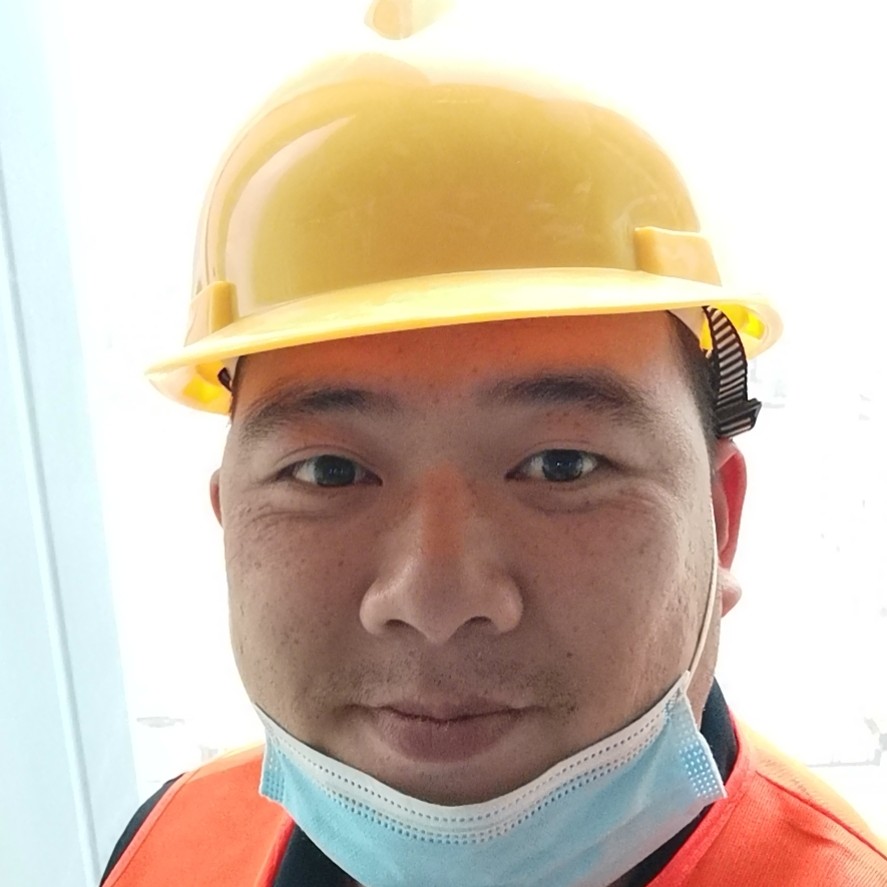 魁梧用尘宵的照片
