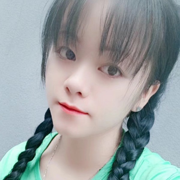 陌殇蹙眉曾经的照片