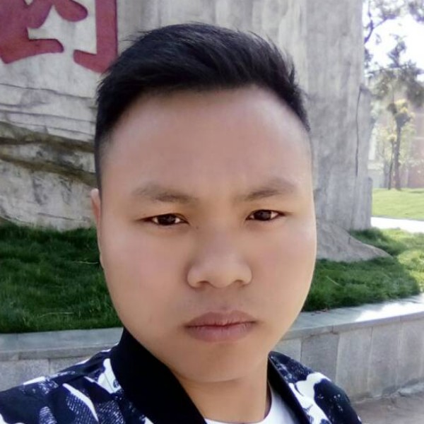 内向乌冬面的照片