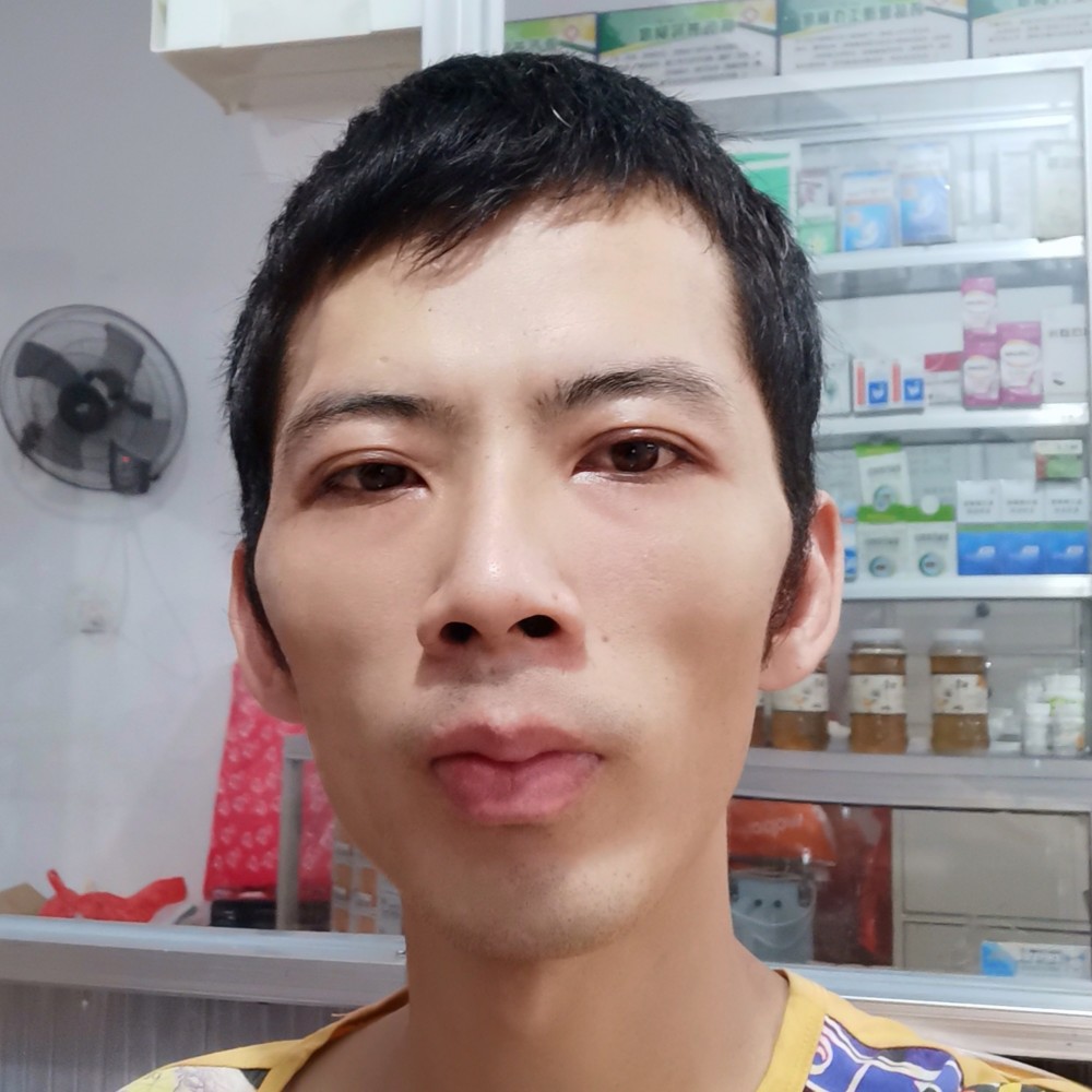 雪碧闻长情的照片