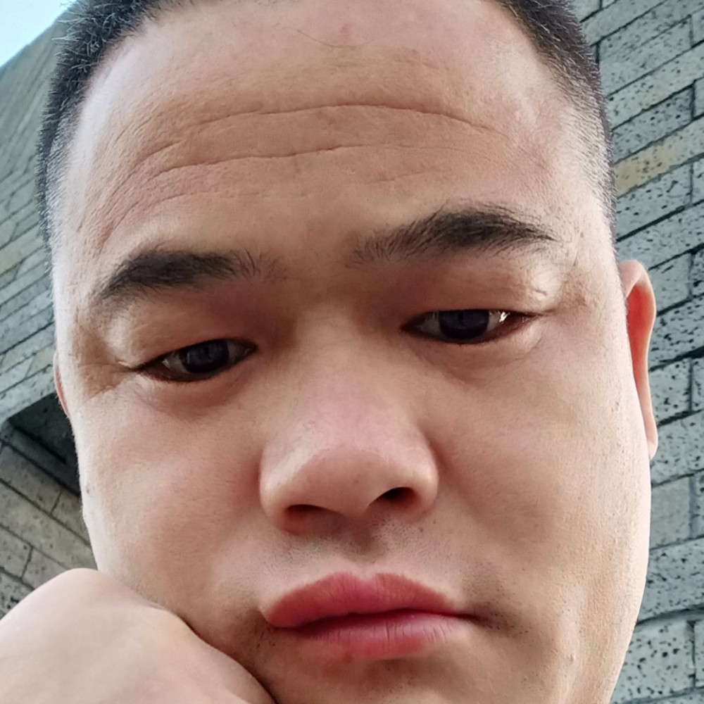 火星上踢冰棍的照片