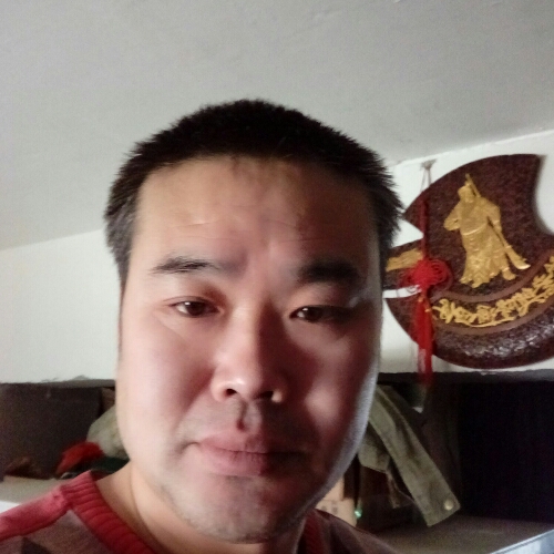 铁成的照片