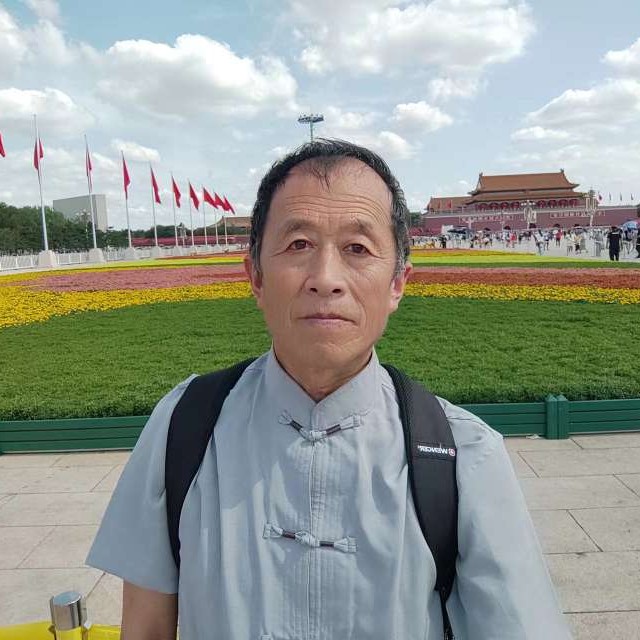水壶吃醋传统的照片