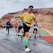 航空保卫光亮的照片