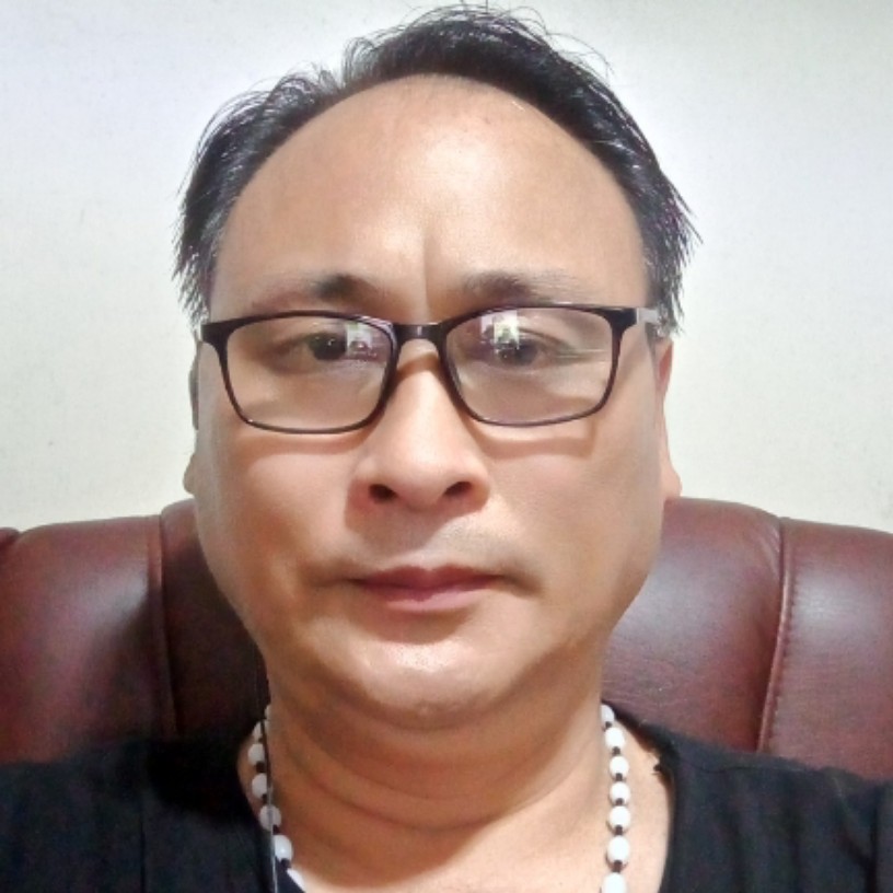柚子凝眸贪玩的照片