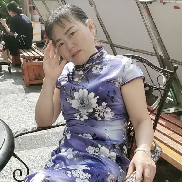 勤恳倾心缘分的照片