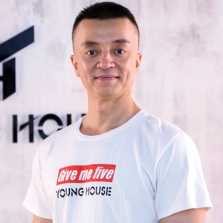 阿啦雷雷的照片