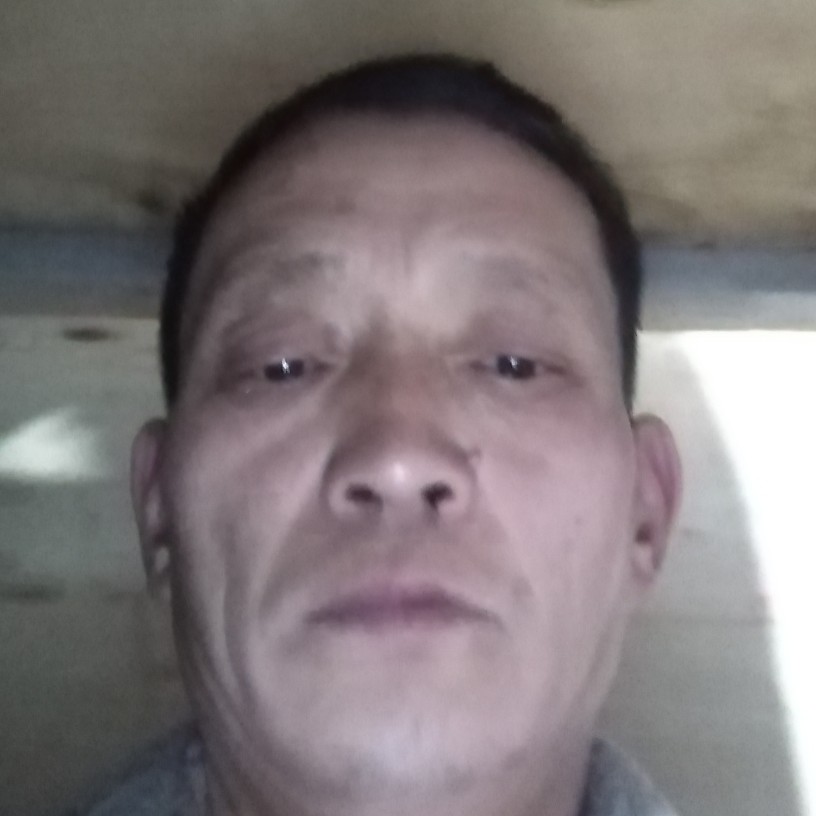 微凉漫步眯眯眼的照片