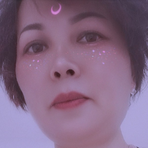 情动相许纯情的照片