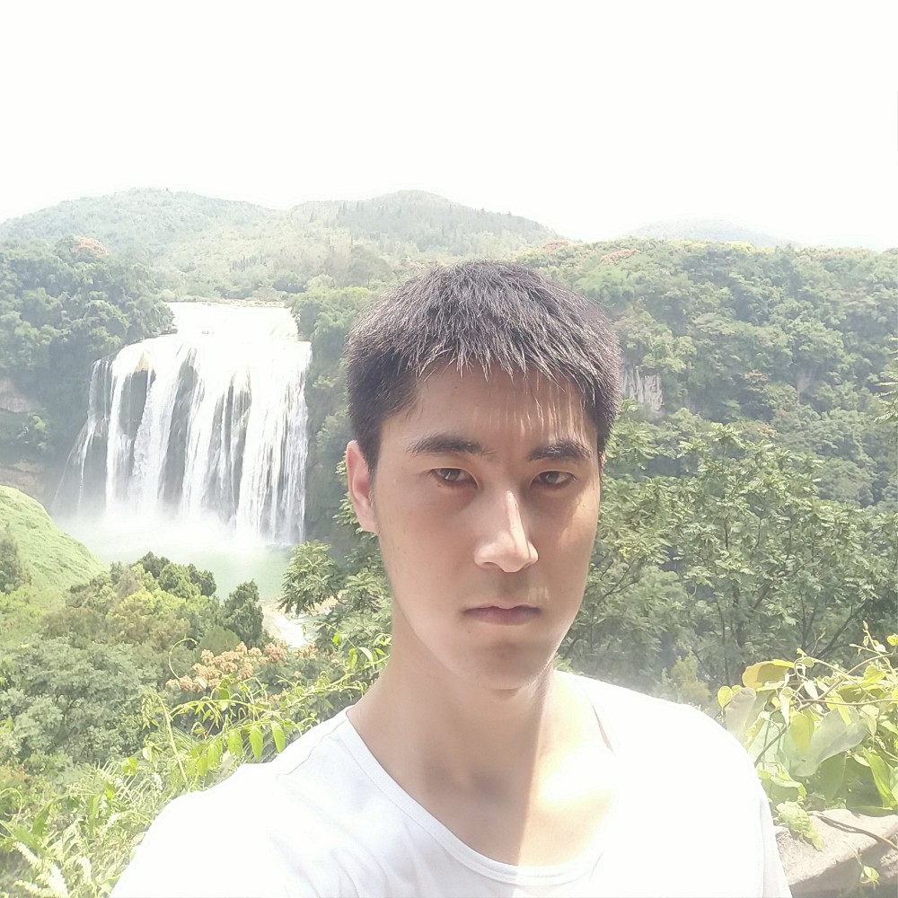 灼热还野狼的照片