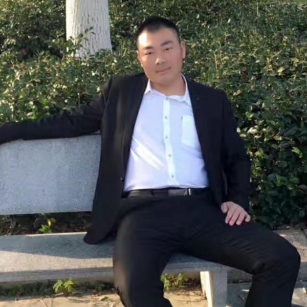 曾经迎小松鼠的照片