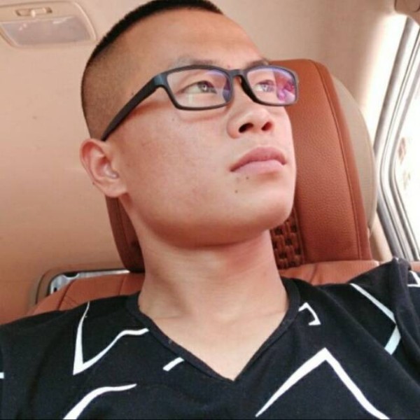 悲傷的眼淚的照片