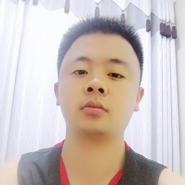 耳机凝眸冷静的照片