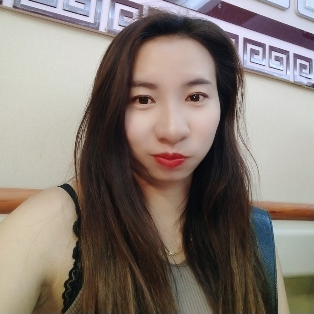 草莓愿疯狂的照片