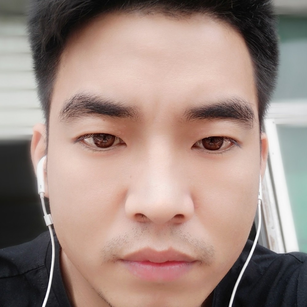 百夜生辉的照片