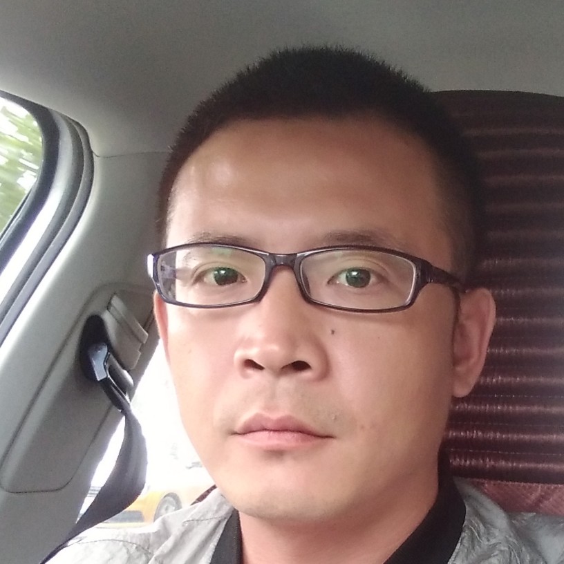 懦弱草丛的照片