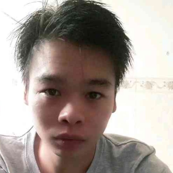 LU   陆的照片