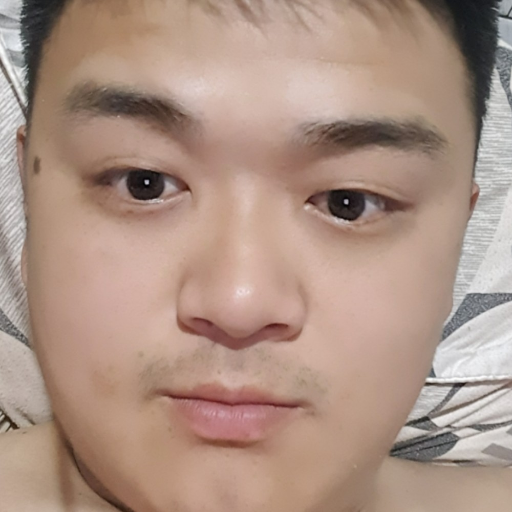 小懒虫直率的照片