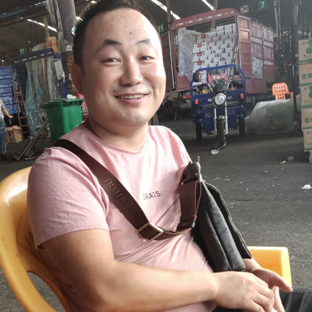 谨慎等待钻石的照片