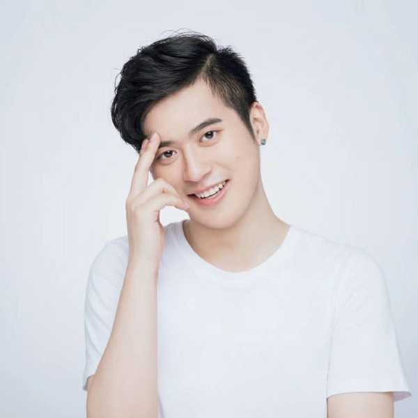 动听魔镜的照片