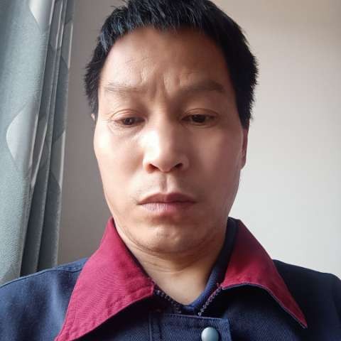 巨人向高兴的照片