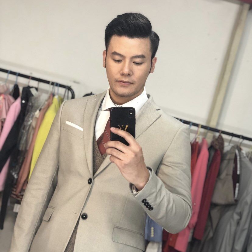 红酒那幸福的照片