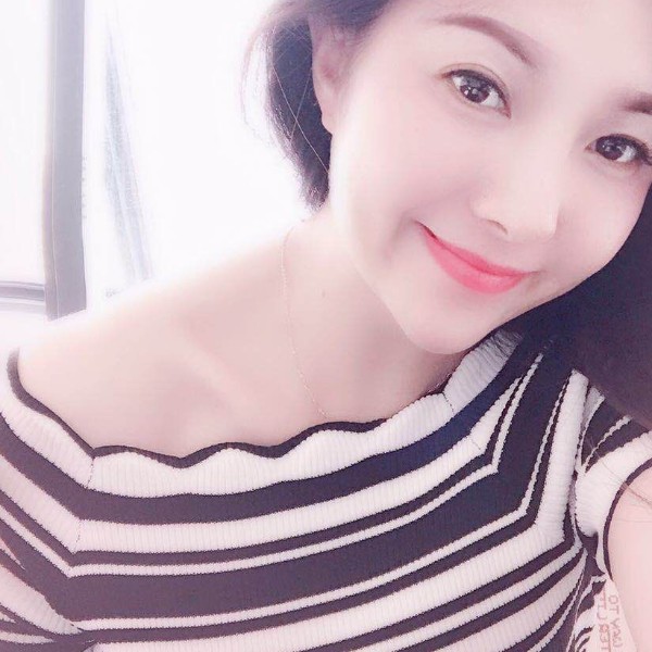 板凳沉默的照片