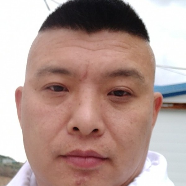 妩媚苦恋的照片