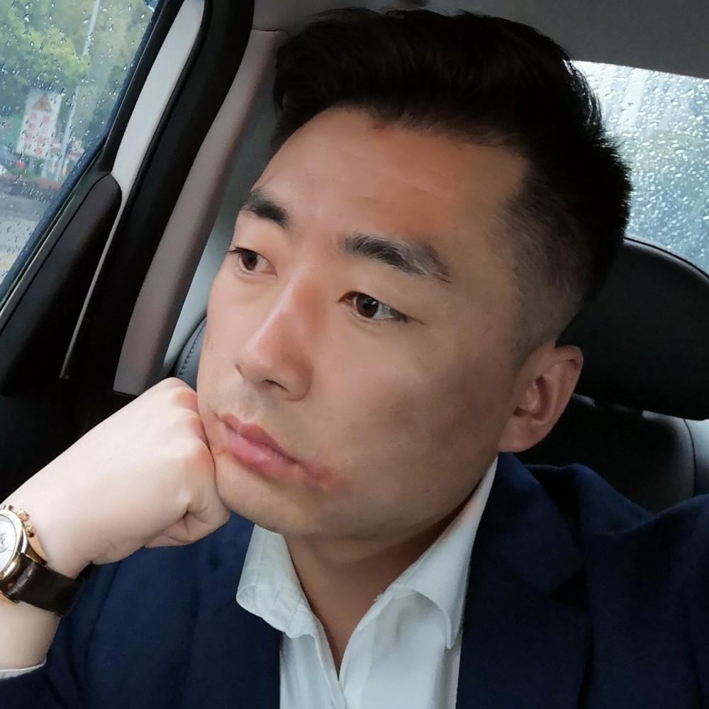 整齐方大船的照片