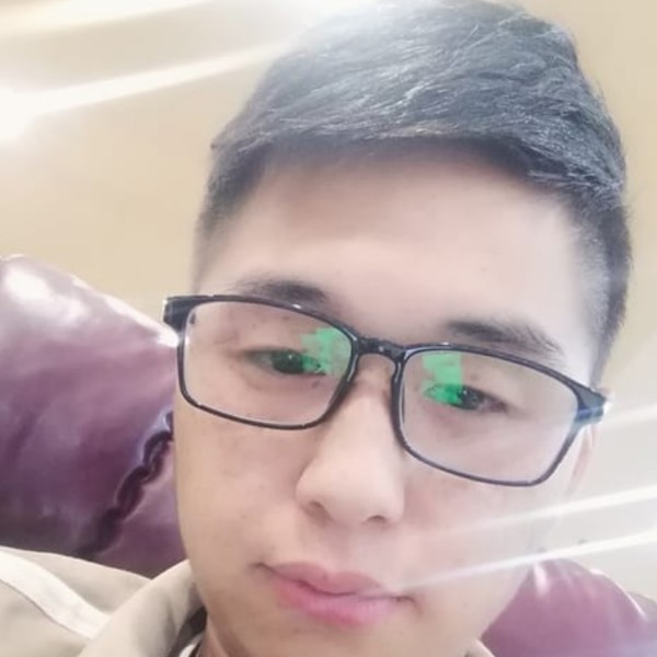 安然深蔚的照片