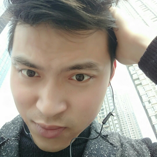 普兰的照片