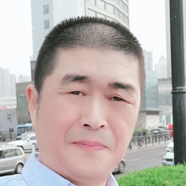 蜜蜂还大方的照片
