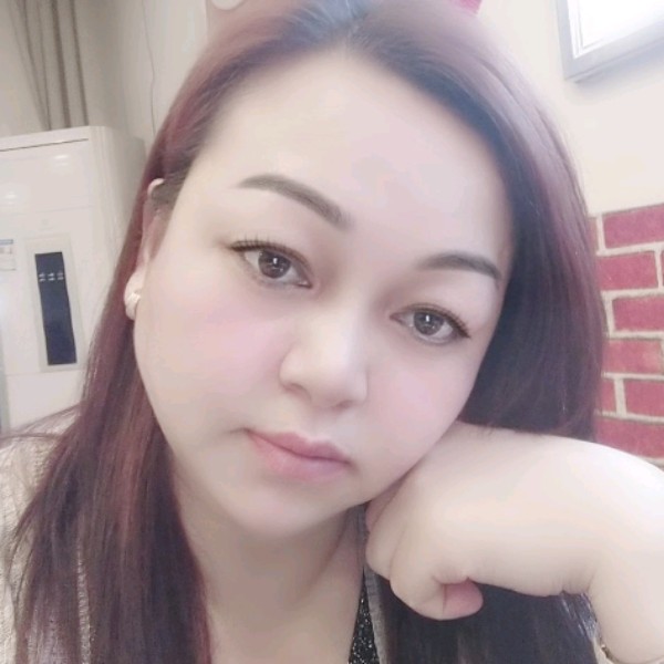 睫毛膏深拥无限的照片