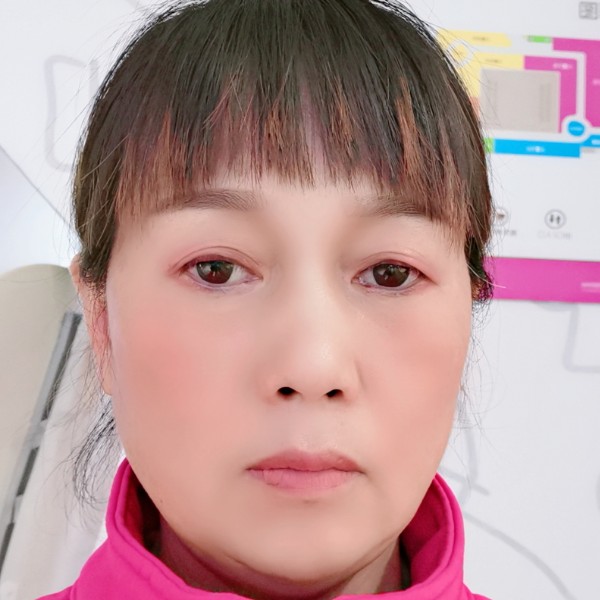 静水观鱼的照片
