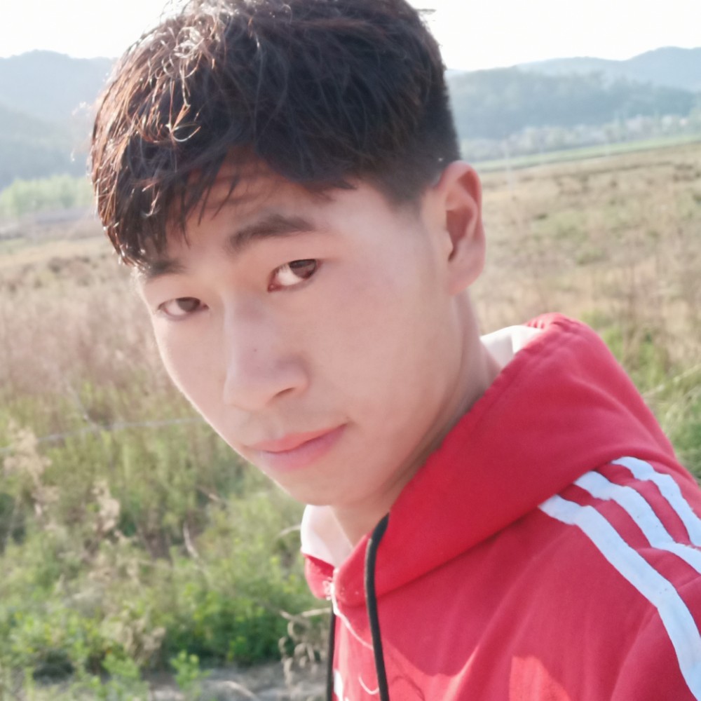 陌殇扯忧伤的照片