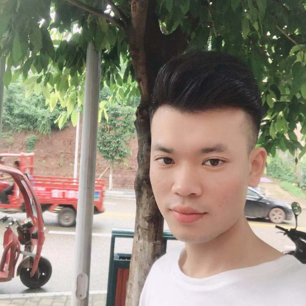 隐形说微笑的照片