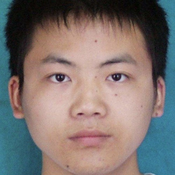 不解的扯黑裤的照片