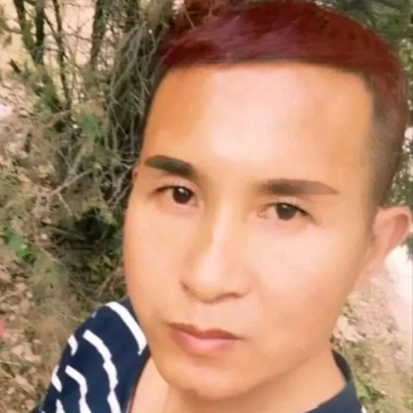 时光它咬人的照片